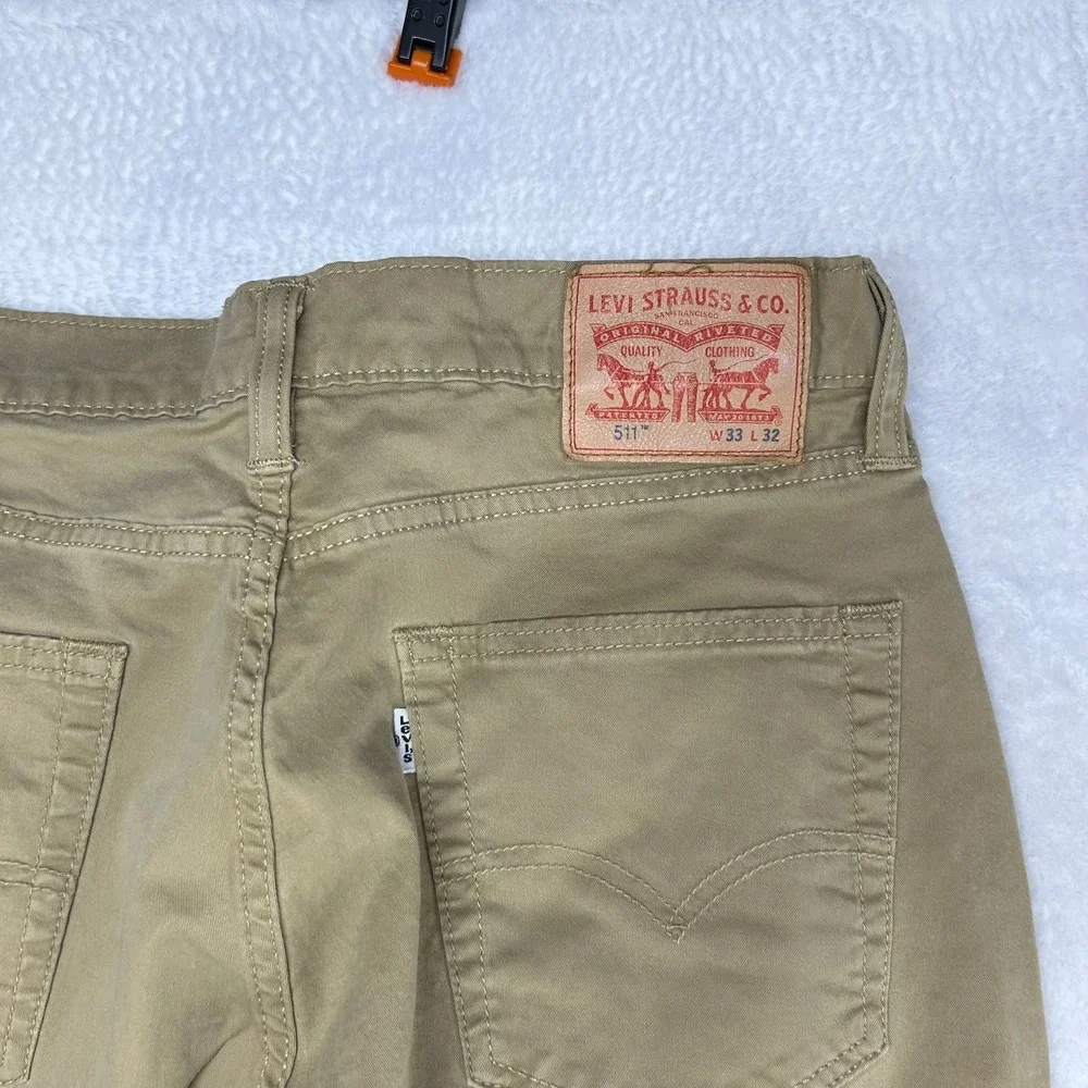 Levis zip blue type